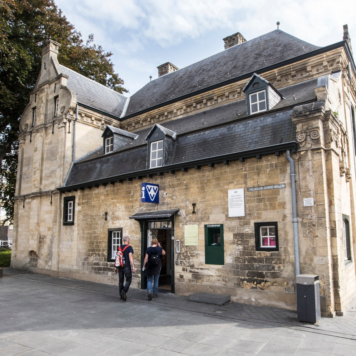 Retro platen Vallekeberg te koop bij de VVV in Valkenburg