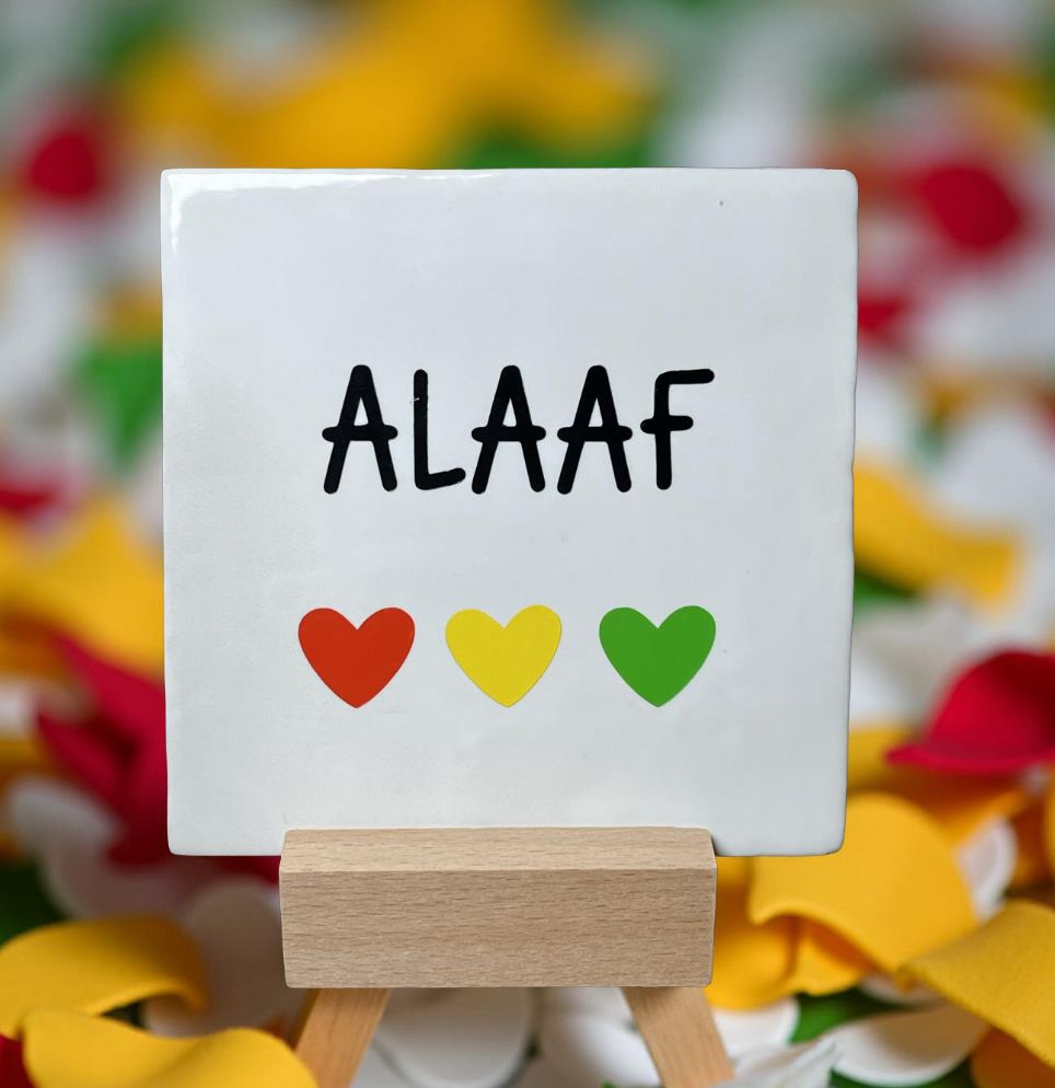 Tegel: Alaaf 10x10cm wit/r/g/g