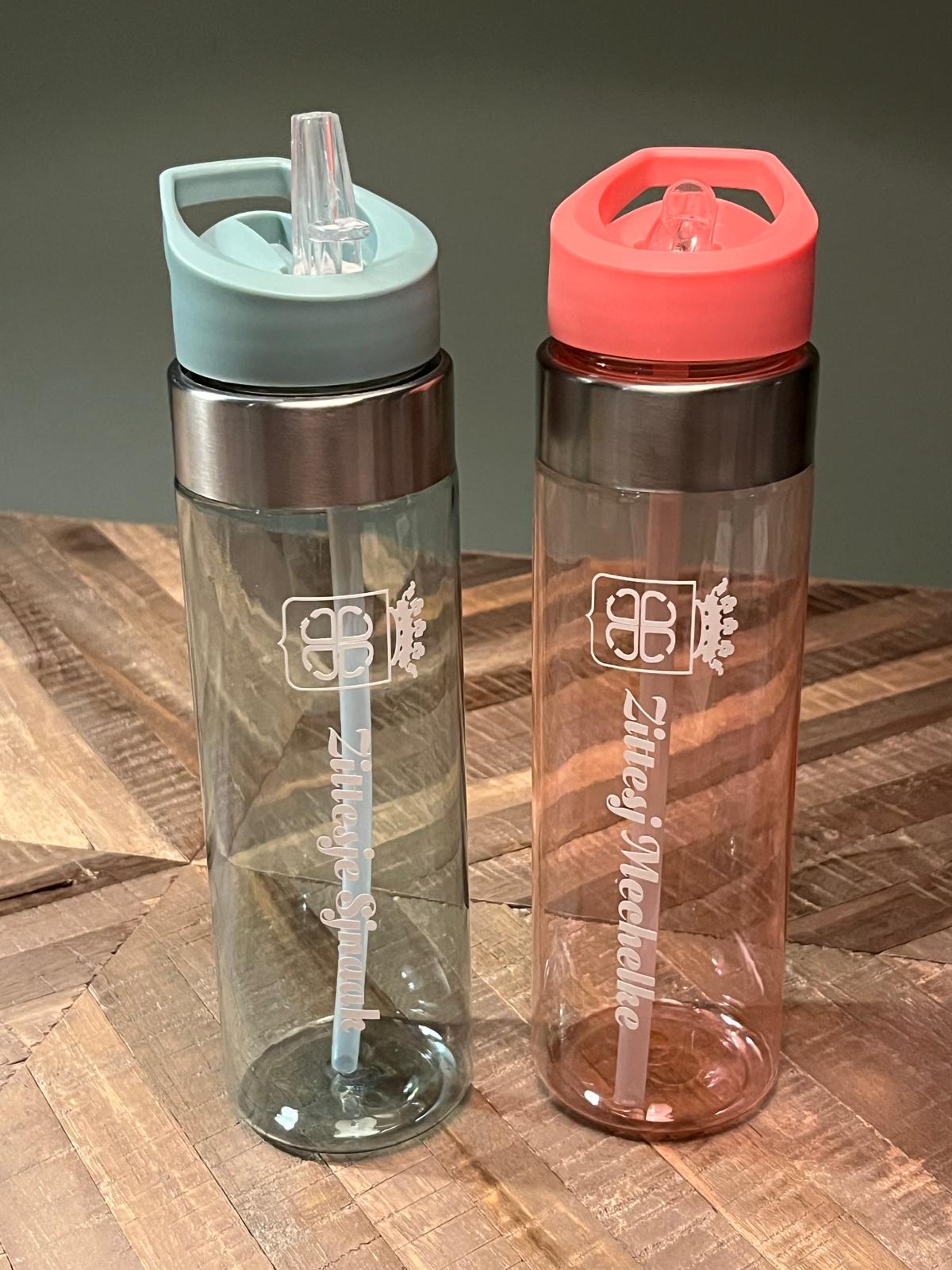 Drinkfles 500ml met Sittards wapen en de tekst: Zittesje Sjnaak